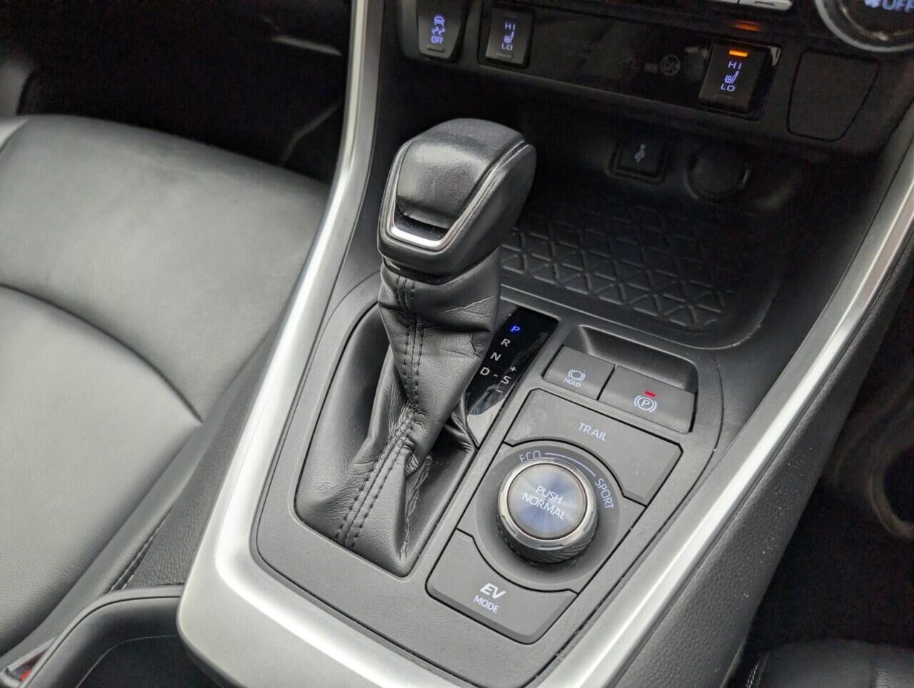 Used Toyota RAV4 2022 for sale - 77396050: Photo 17