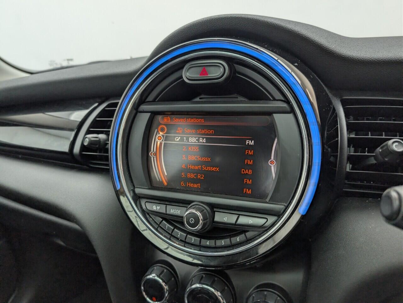 Used MINI Hatch 2015 for sale - 76584887: Photo 13