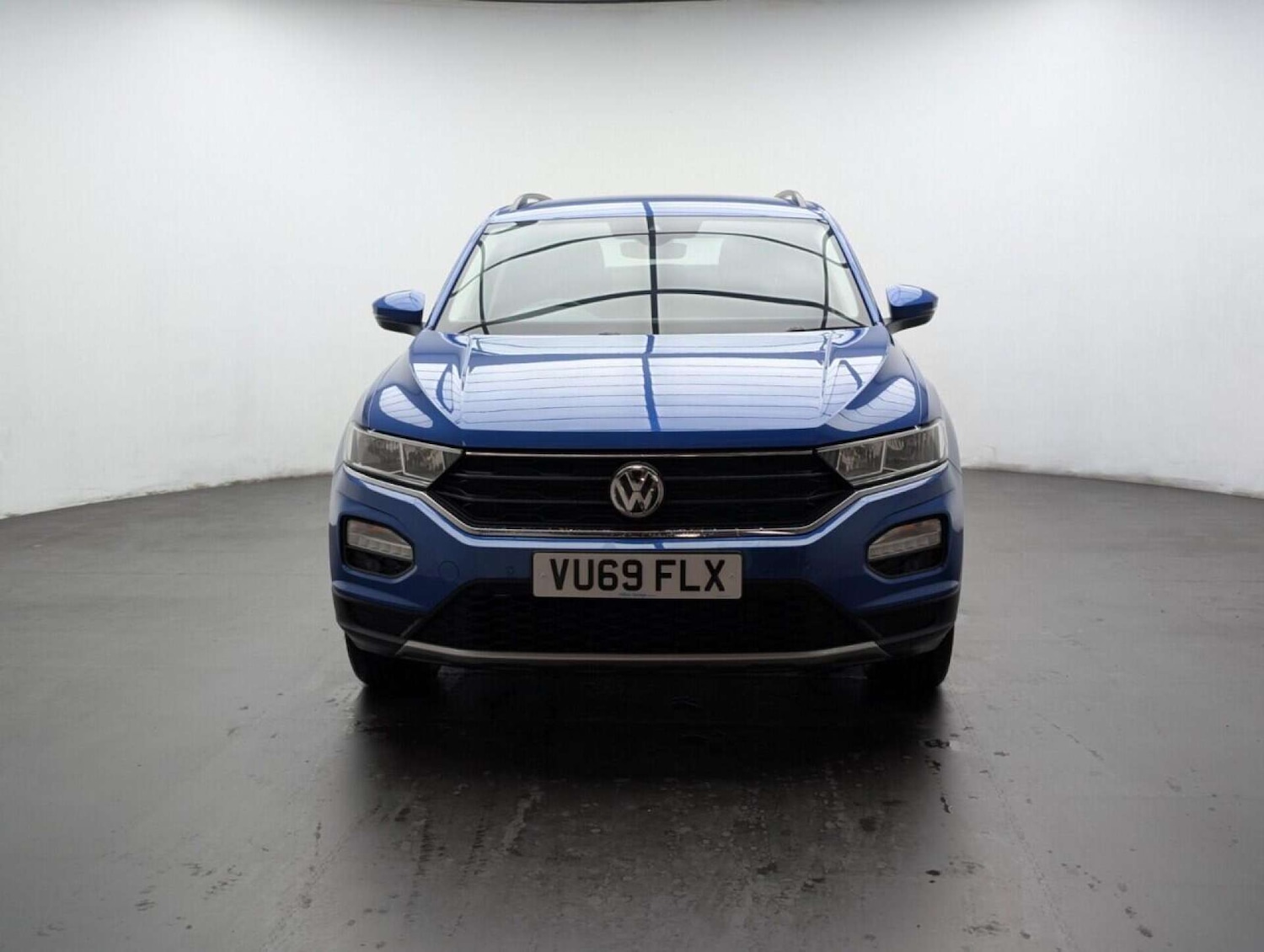 Used Volkswagen T-Roc 2019 for sale - 77714238: Photo 3