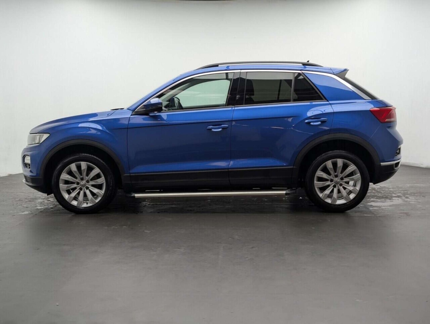 Used Volkswagen T-Roc 2019 for sale - 77714238: Photo 5