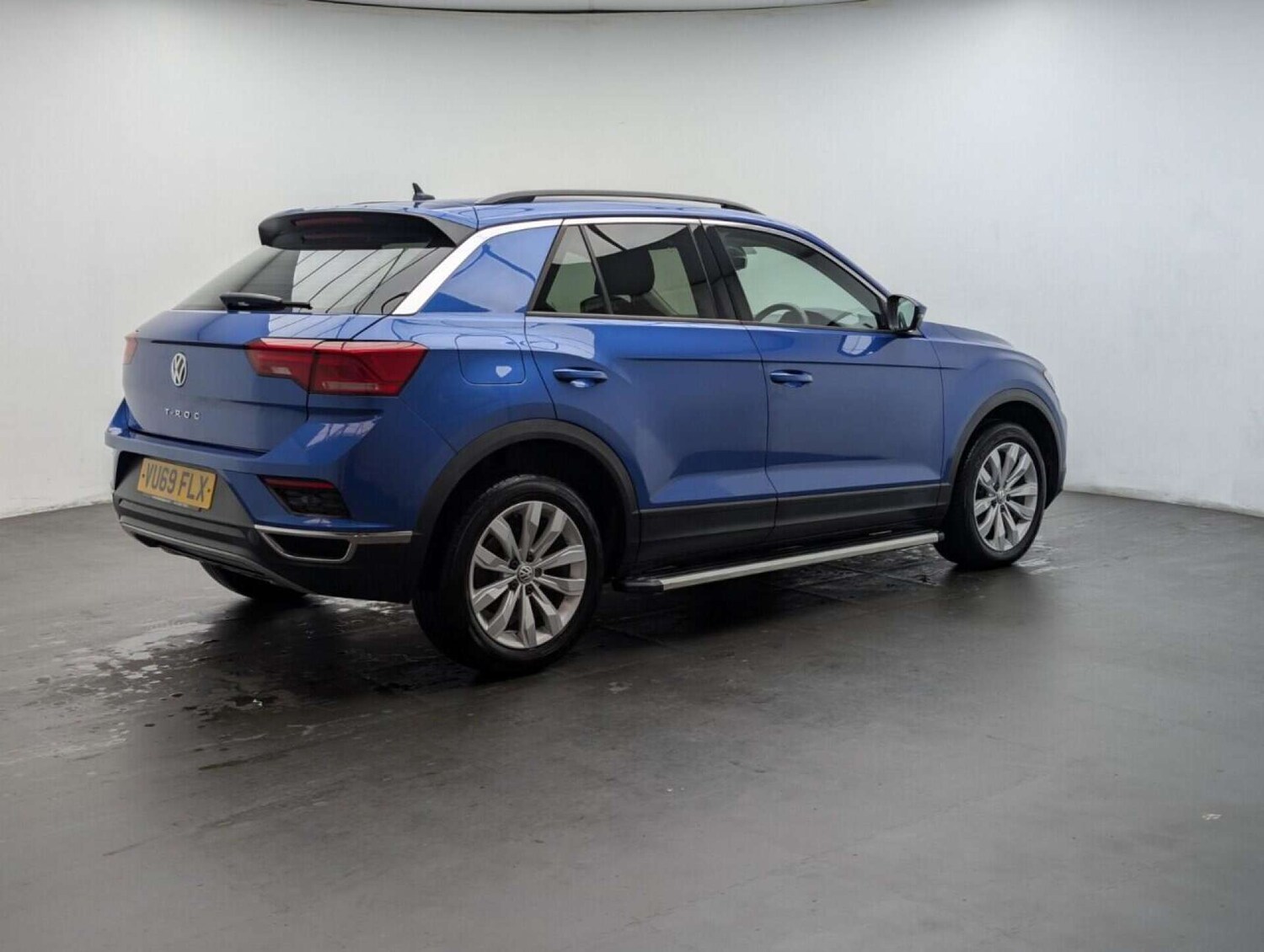 Used Volkswagen T-Roc 2019 for sale - 77714238: Photo 8