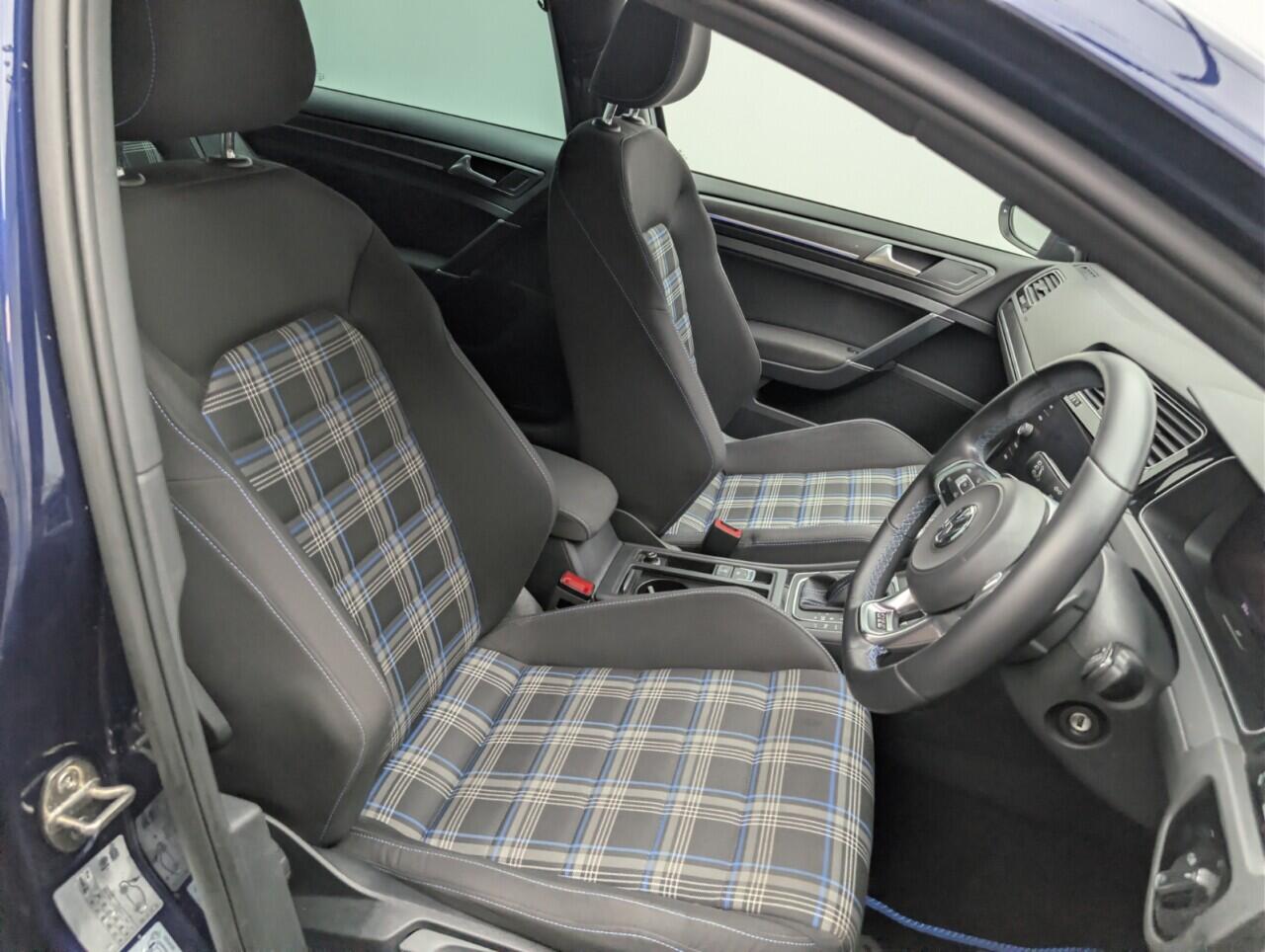 Used Volkswagen Golf for sale - 77625627: Photo 13