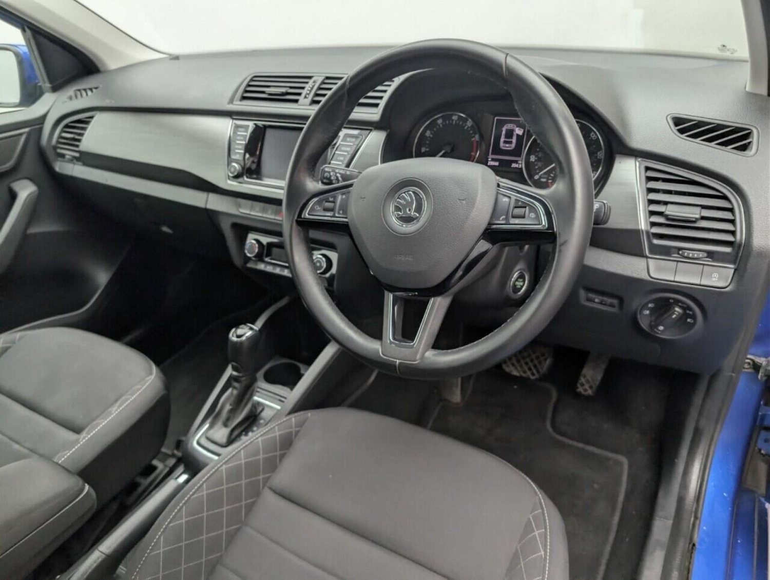 Used Skoda Fabia 2017 for sale - 77713119: Photo 11