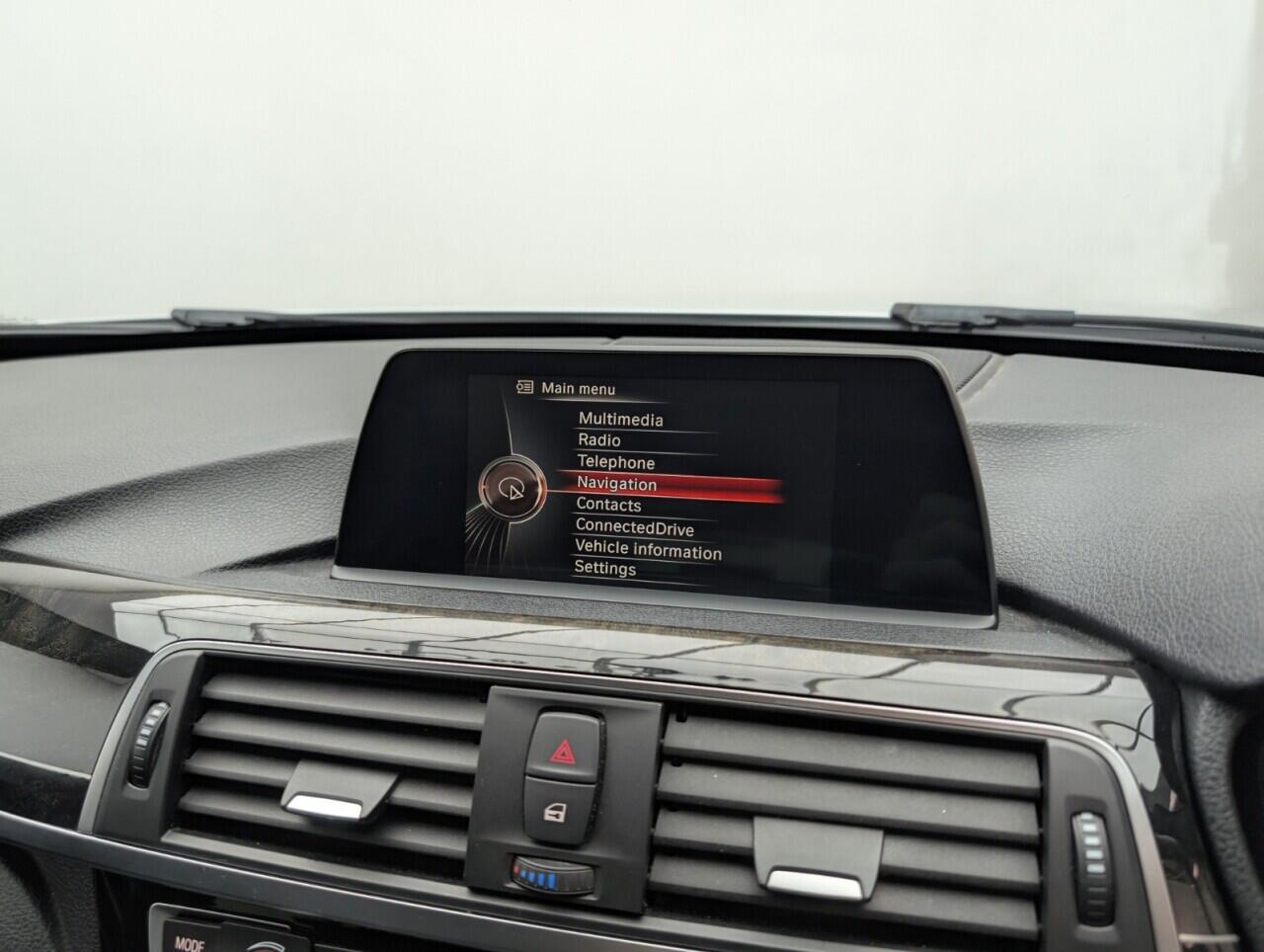 Used BMW 3 Series 2017 for sale - 76423101: Photo 14