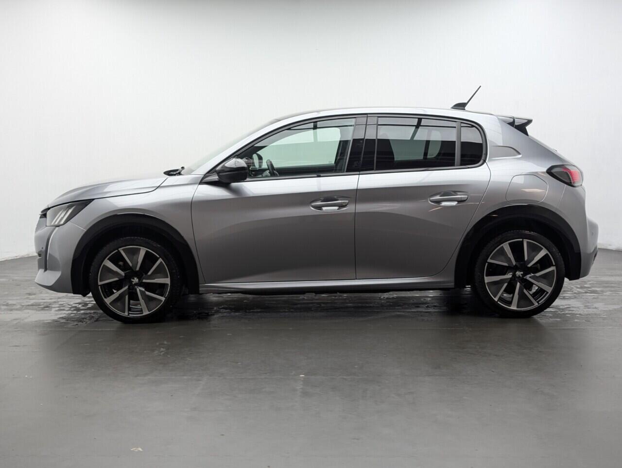 Used Peugeot 208 2020 for sale - 77387250: Photo 5