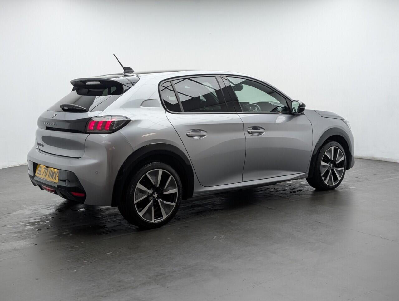 Used Peugeot 208 2020 for sale - 77387250: Photo 8