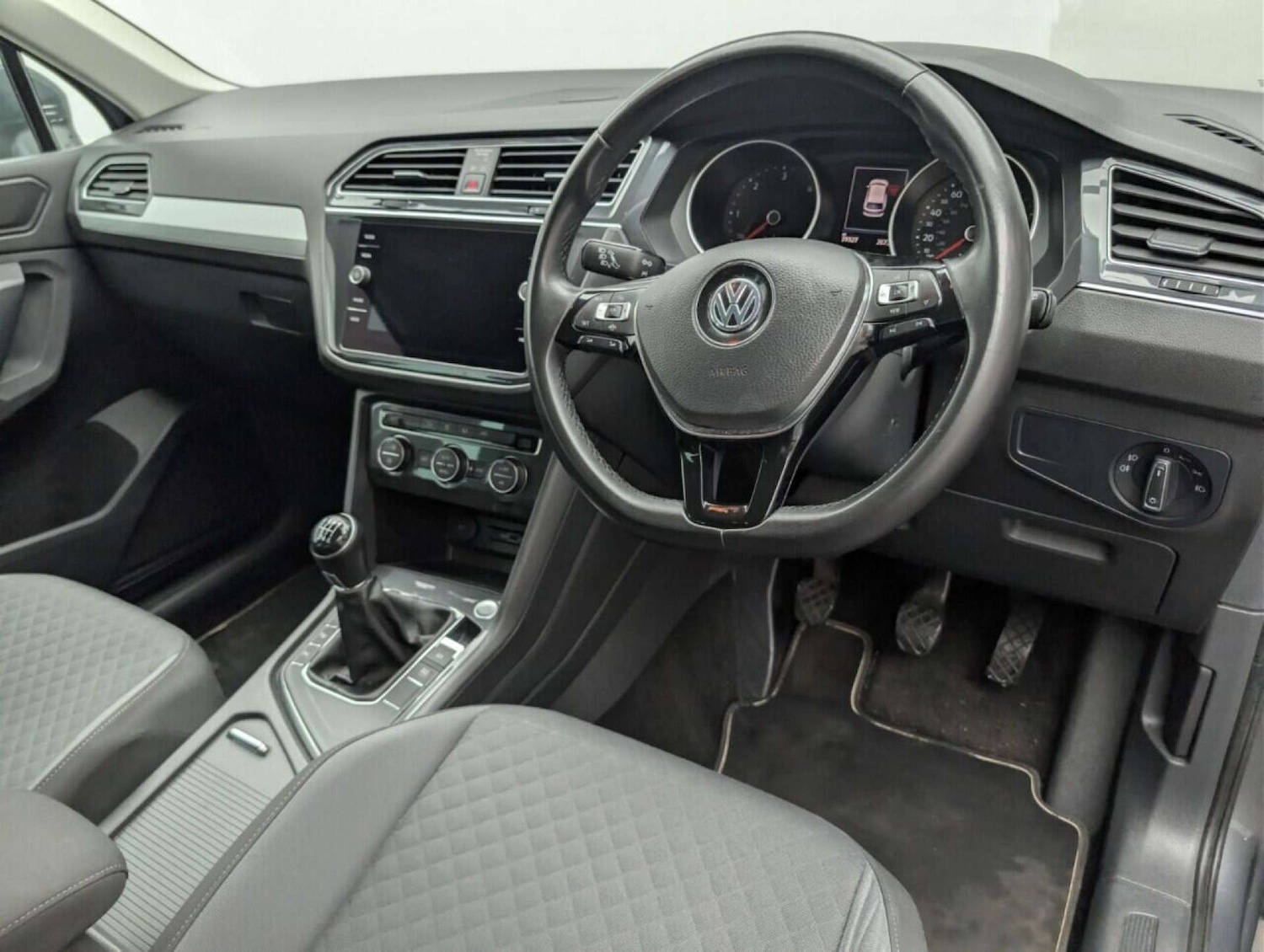 Used Volkswagen Tiguan 2019 for sale - 77714571: Photo 11