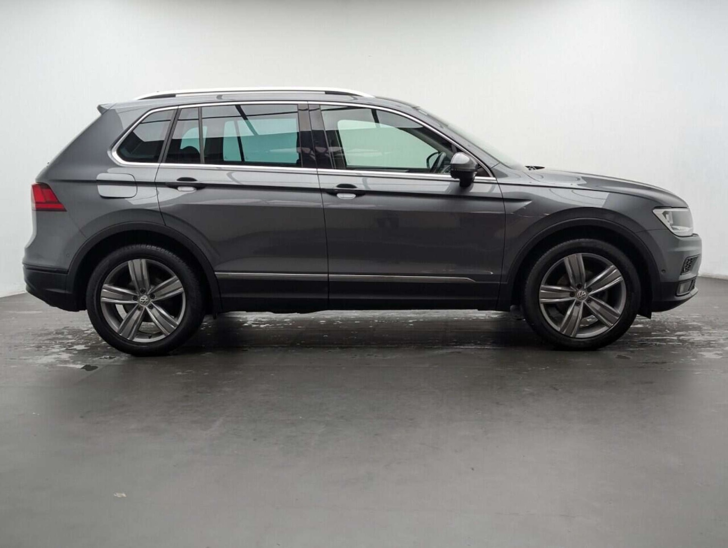 Used Volkswagen Tiguan 2019 for sale - 77714571: Photo 9