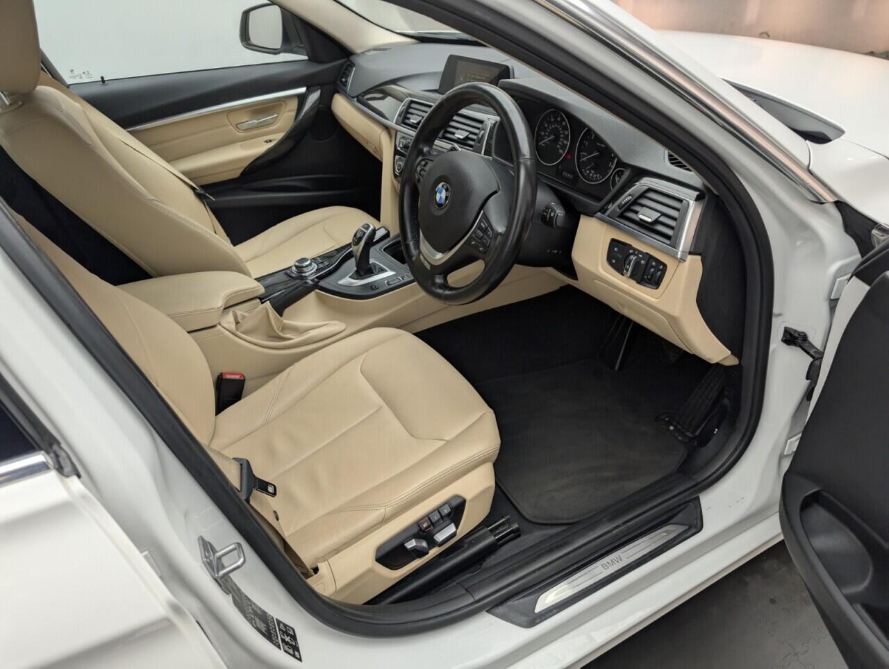 Used BMW 3 Series 2017 for sale - 76425701: Photo 11