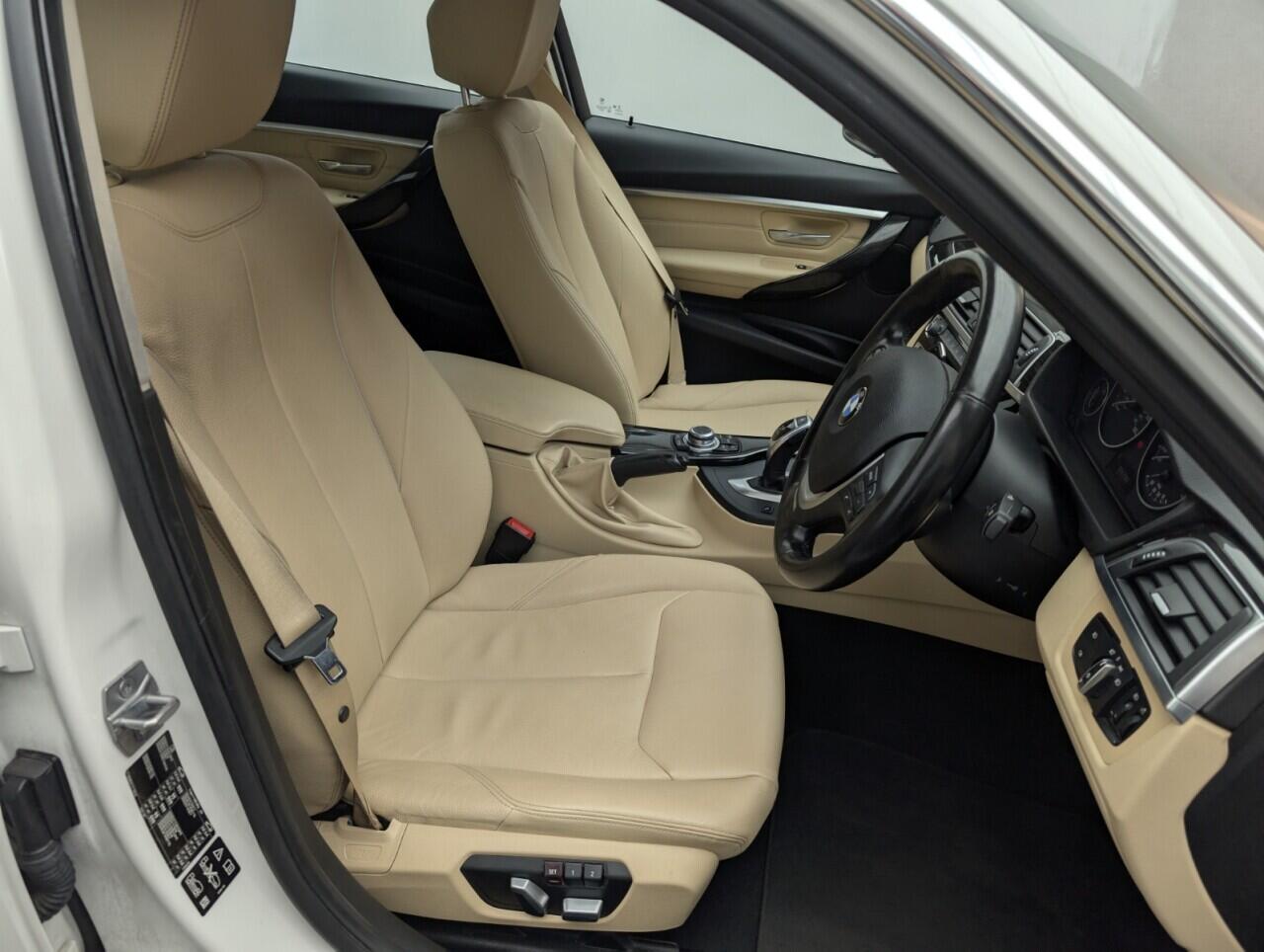 Used BMW 3 Series 2017 for sale - 76425701: Photo 12