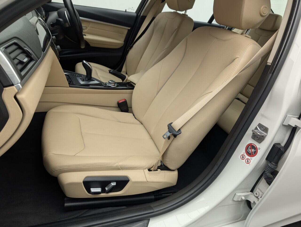 Used BMW 3 Series 2017 for sale - 76425701: Photo 30