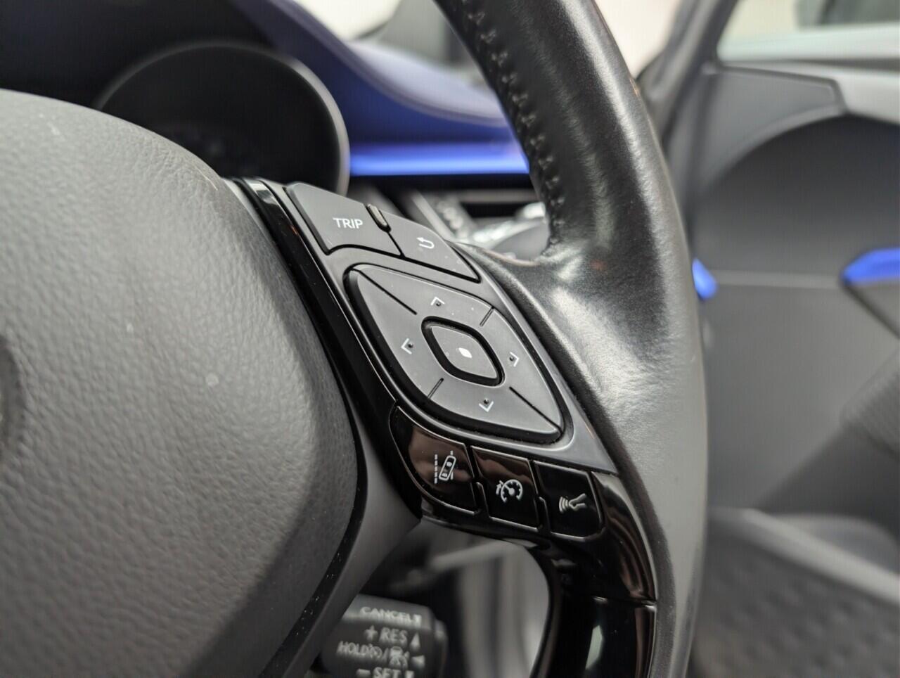 Used Toyota C-HR 2020 for sale - 77091332: Photo 32