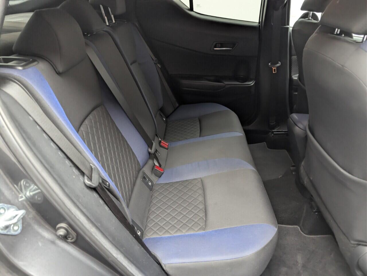 Used Toyota C-HR 2020 for sale - 77091332: Photo 37