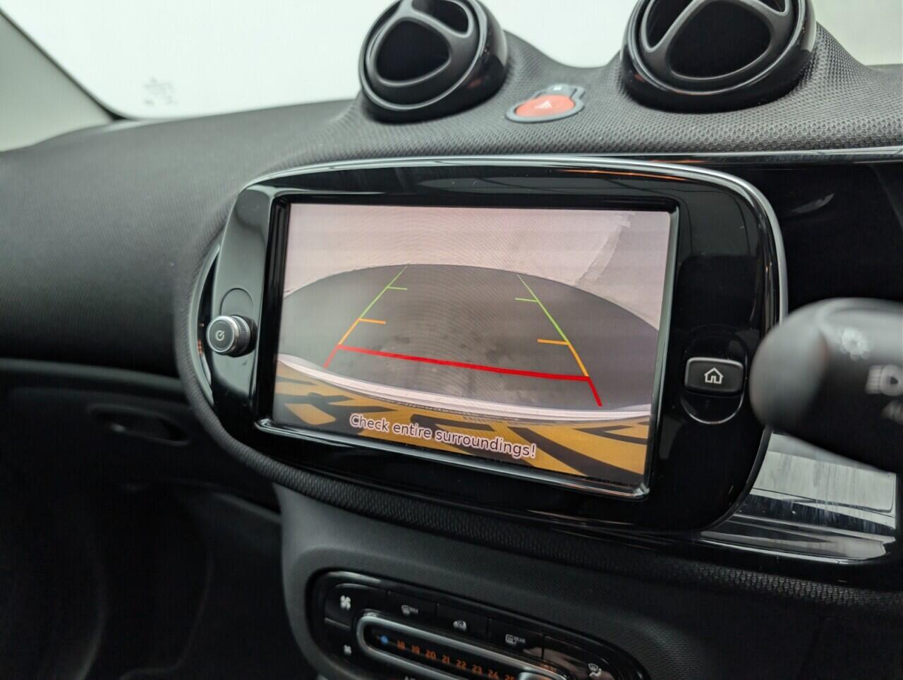 Used smart fortwo 2021 for sale - 77143460: Photo 15