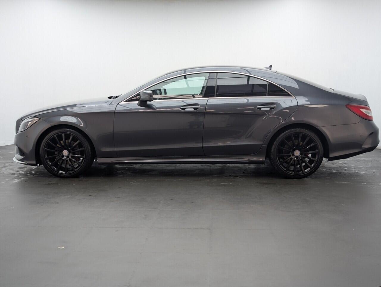 Used Mercedes-Benz CLS 2015 for sale - 76422781: Photo 5