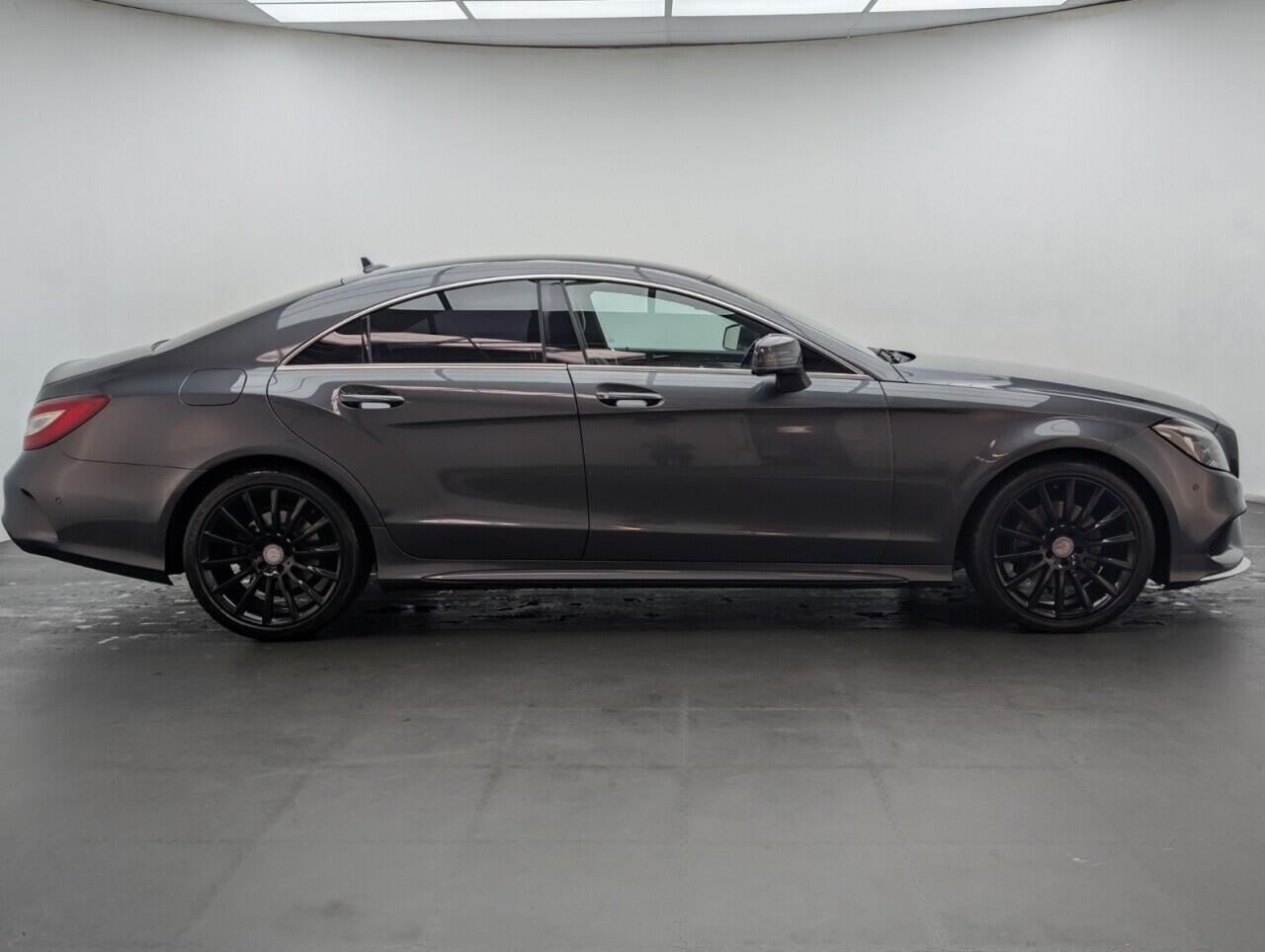 Used Mercedes-Benz CLS 2015 for sale - 76422781: Photo 9