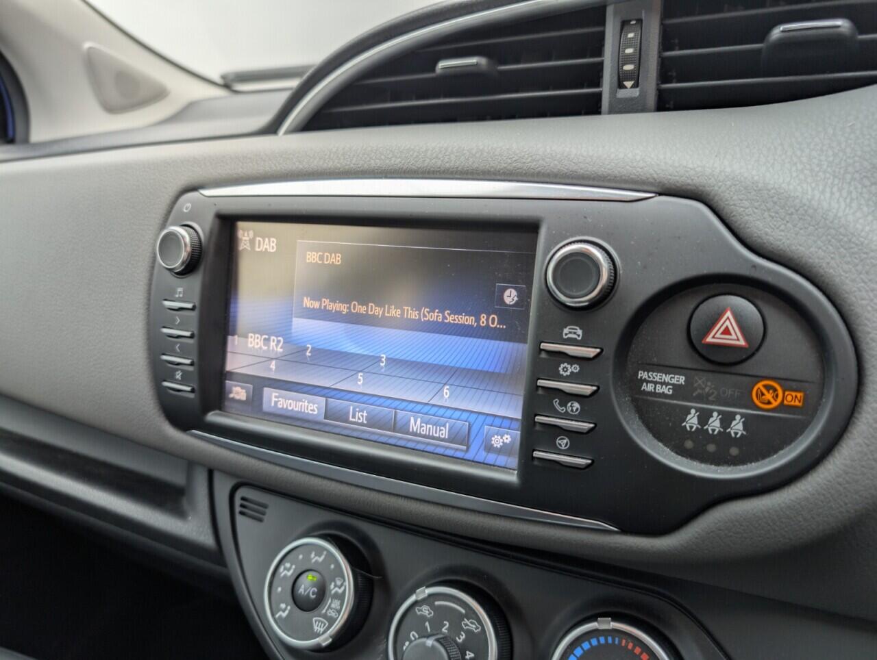 Used Toyota Yaris 2018 for sale - 76735315: Photo 13