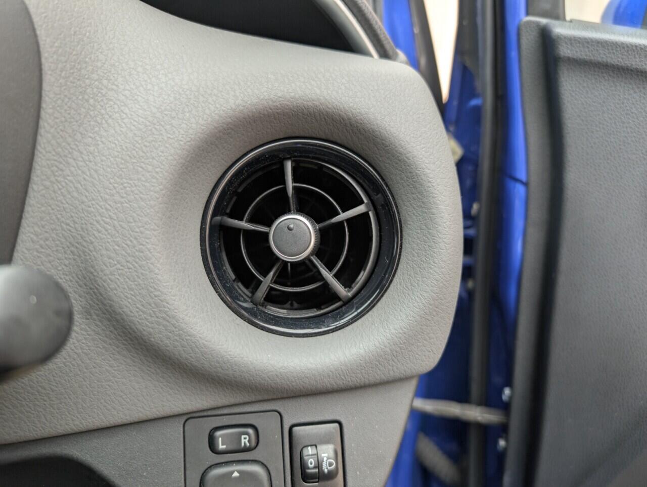 Used Toyota Yaris 2018 for sale - 76735315: Photo 20