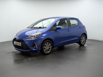 Used Toyota Yaris 2018 for sale - 76735315: Photo