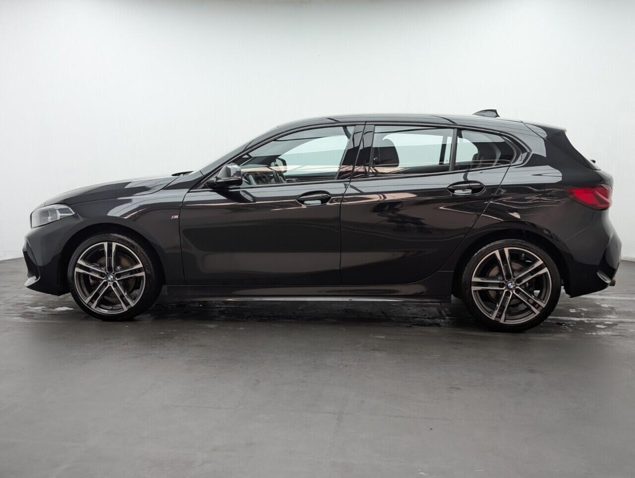Used BMW 1 Series 2022 for sale - 76424053: Photo 5