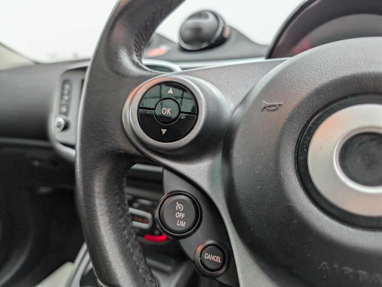 Used smart forfour 2017 for sale - 76781583: Photo 17