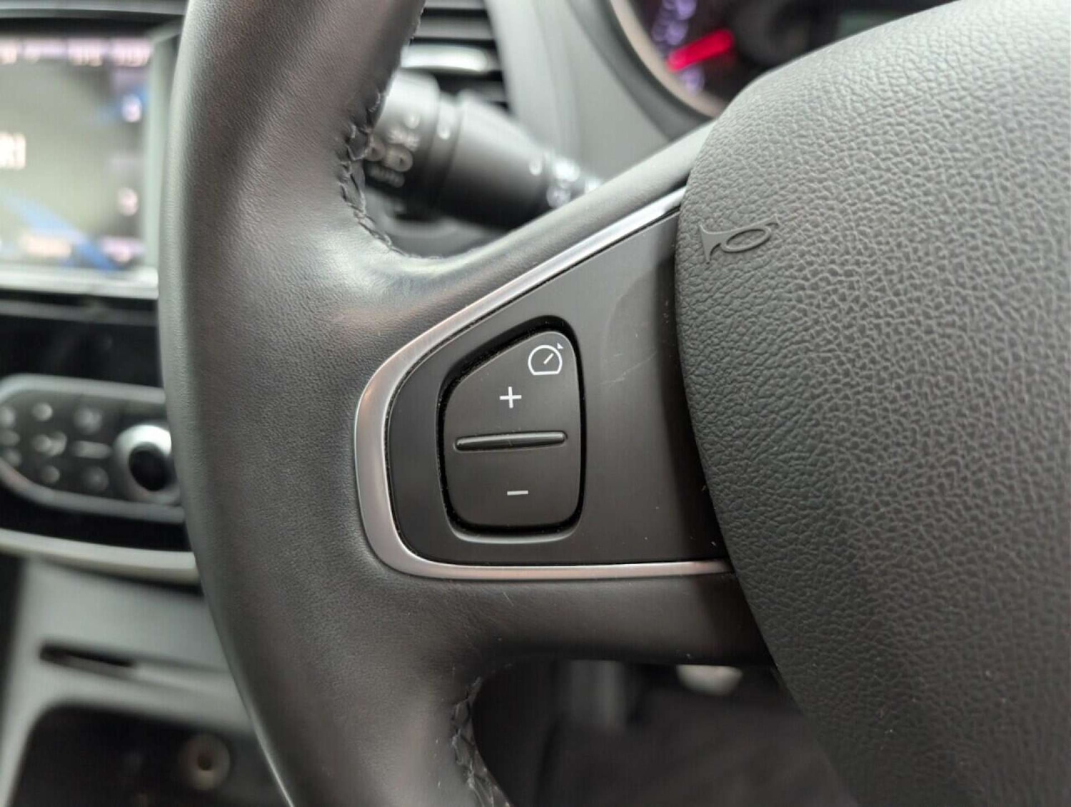 Used Renault Captur 2018 for sale - 78031068: Photo 22