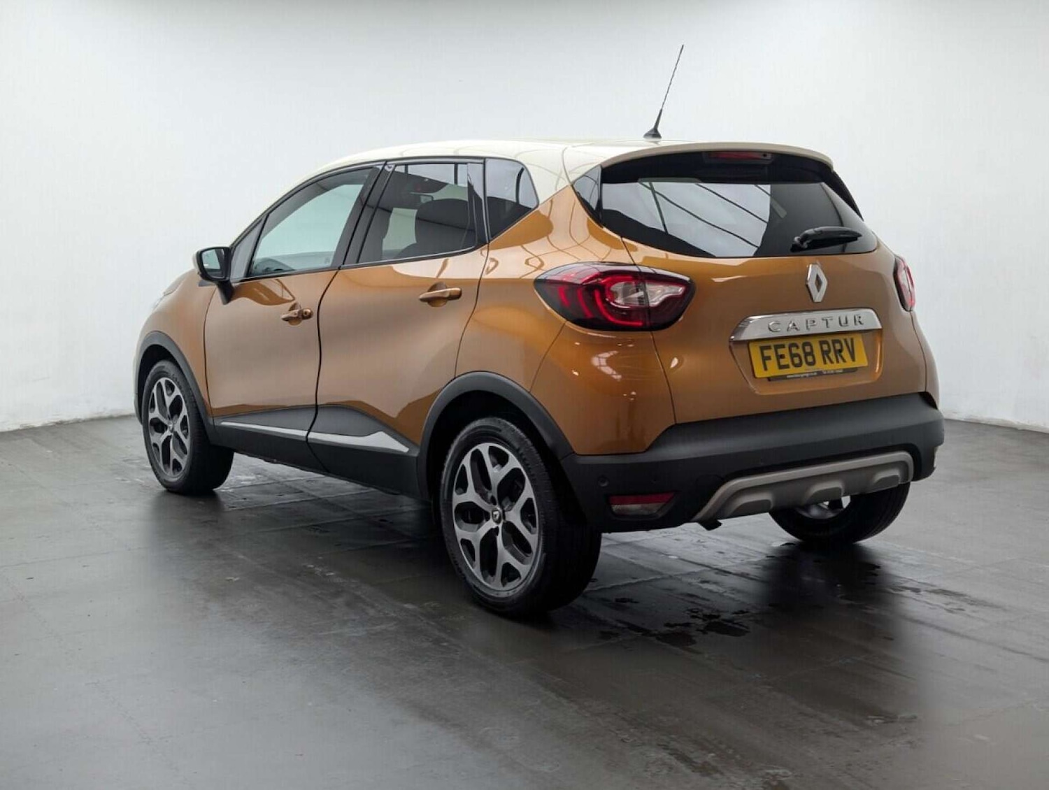 Used Renault Captur 2018 for sale - 78031068: Photo 7