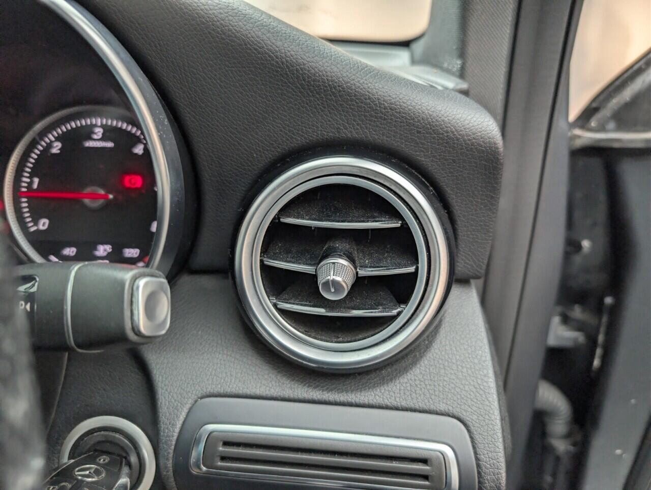 Used Mercedes-Benz GLC 2016 for sale - 76659398: Photo 18