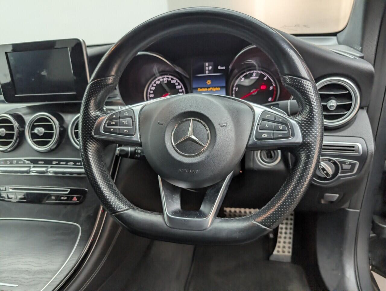 Used Mercedes-Benz GLC 2016 for sale - 76659398: Photo 32