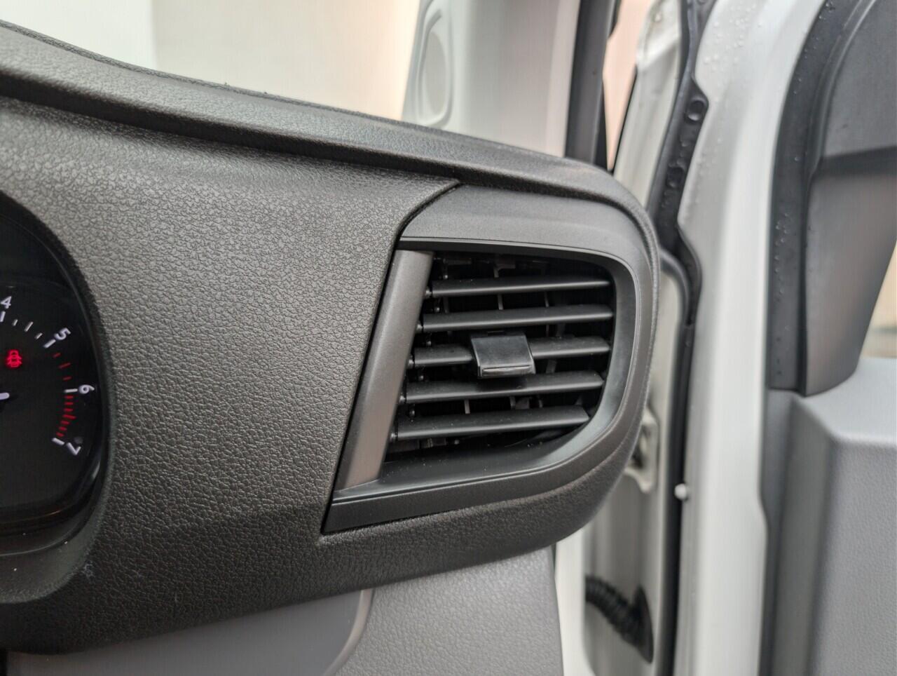 Used Citroen Dispatch 2018 for sale - 76742463: Photo 18