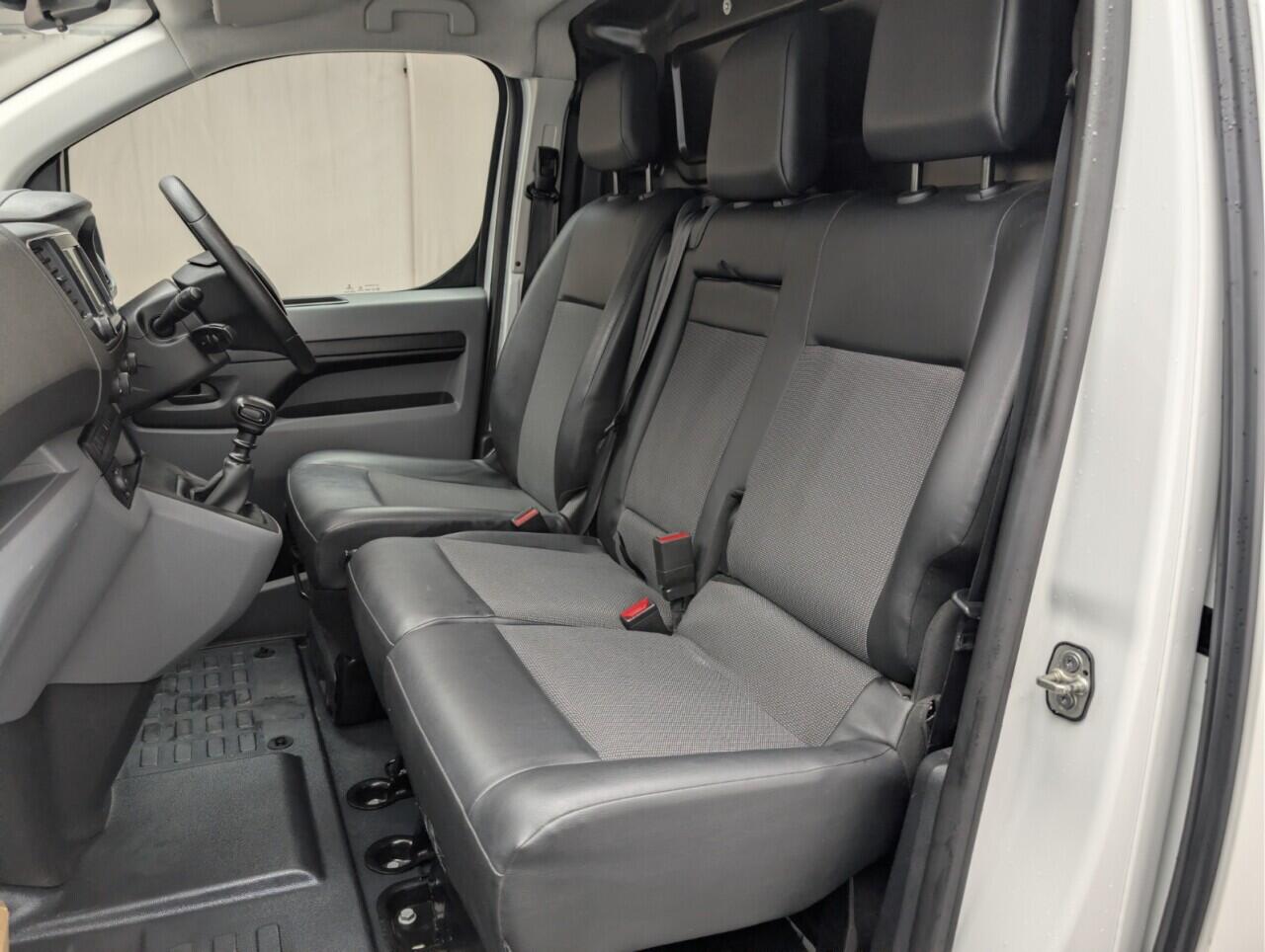 Used Citroen Dispatch 2018 for sale - 76742463: Photo 24