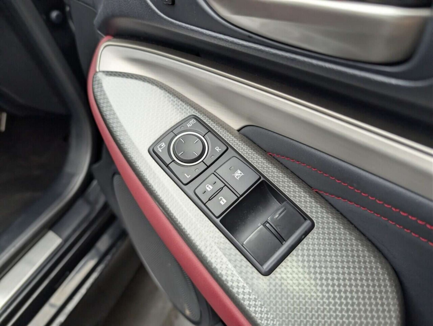 Used Lexus RC 2017 for sale - 77713004: Photo 20