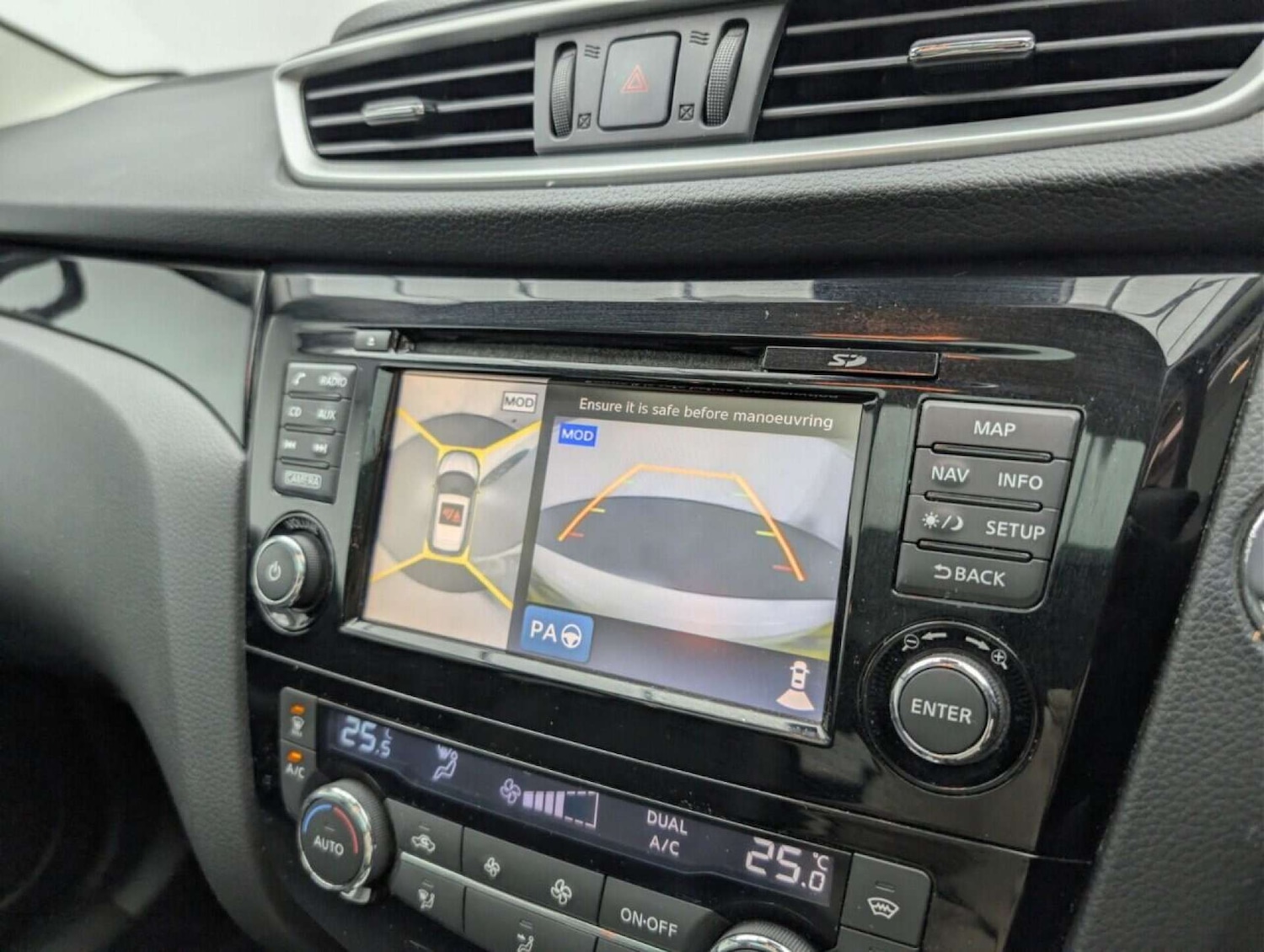 Used Nissan Qashqai 2016 for sale - 77714321: Photo 14