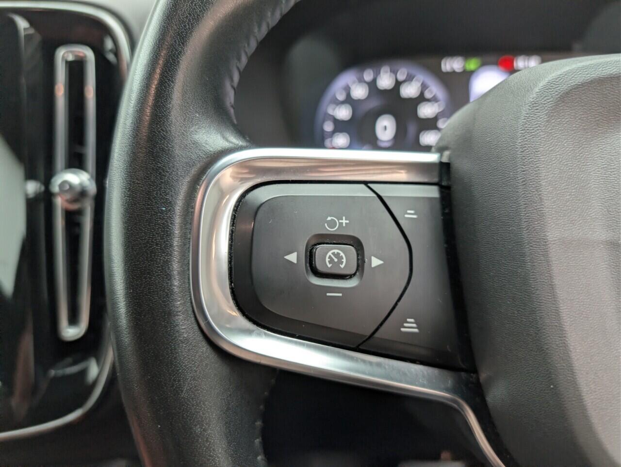 Used Volvo XC40 2020 for sale - 77074340: Photo 18