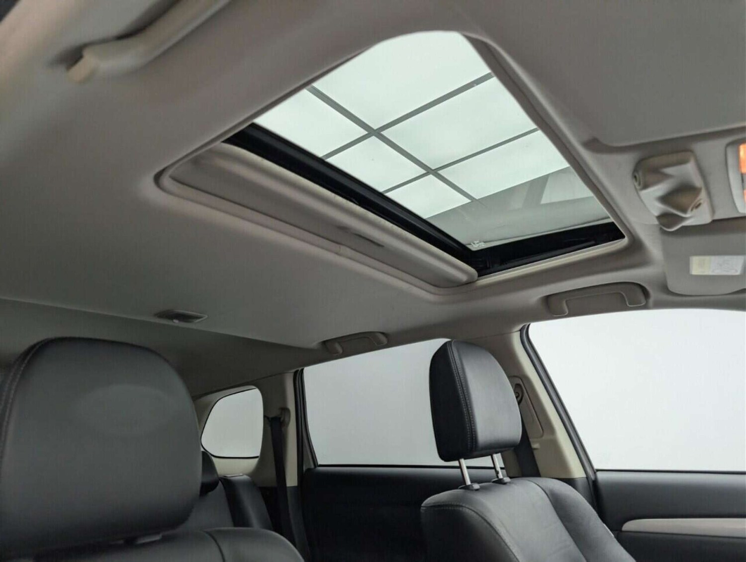 Used Mitsubishi Outlander 2015 for sale - 77713231: Photo 25