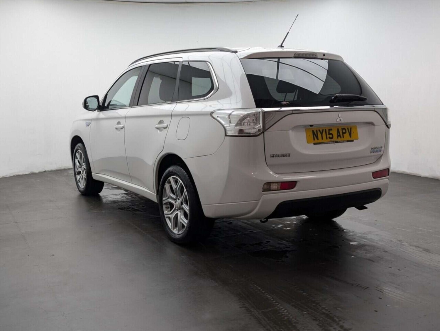 Used Mitsubishi Outlander 2015 for sale - 77713231: Photo 6