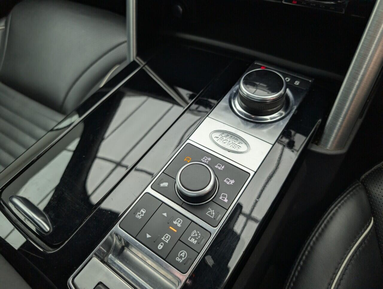 Used Land Rover Discovery 2018 for sale - 76512887: Photo 18