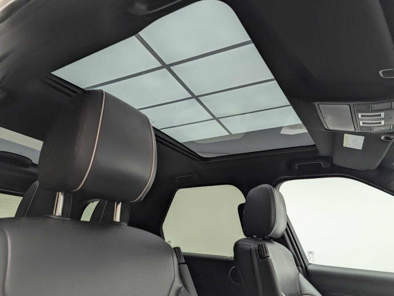 Used Land Rover Discovery 2018 for sale - 76512887: Photo 26