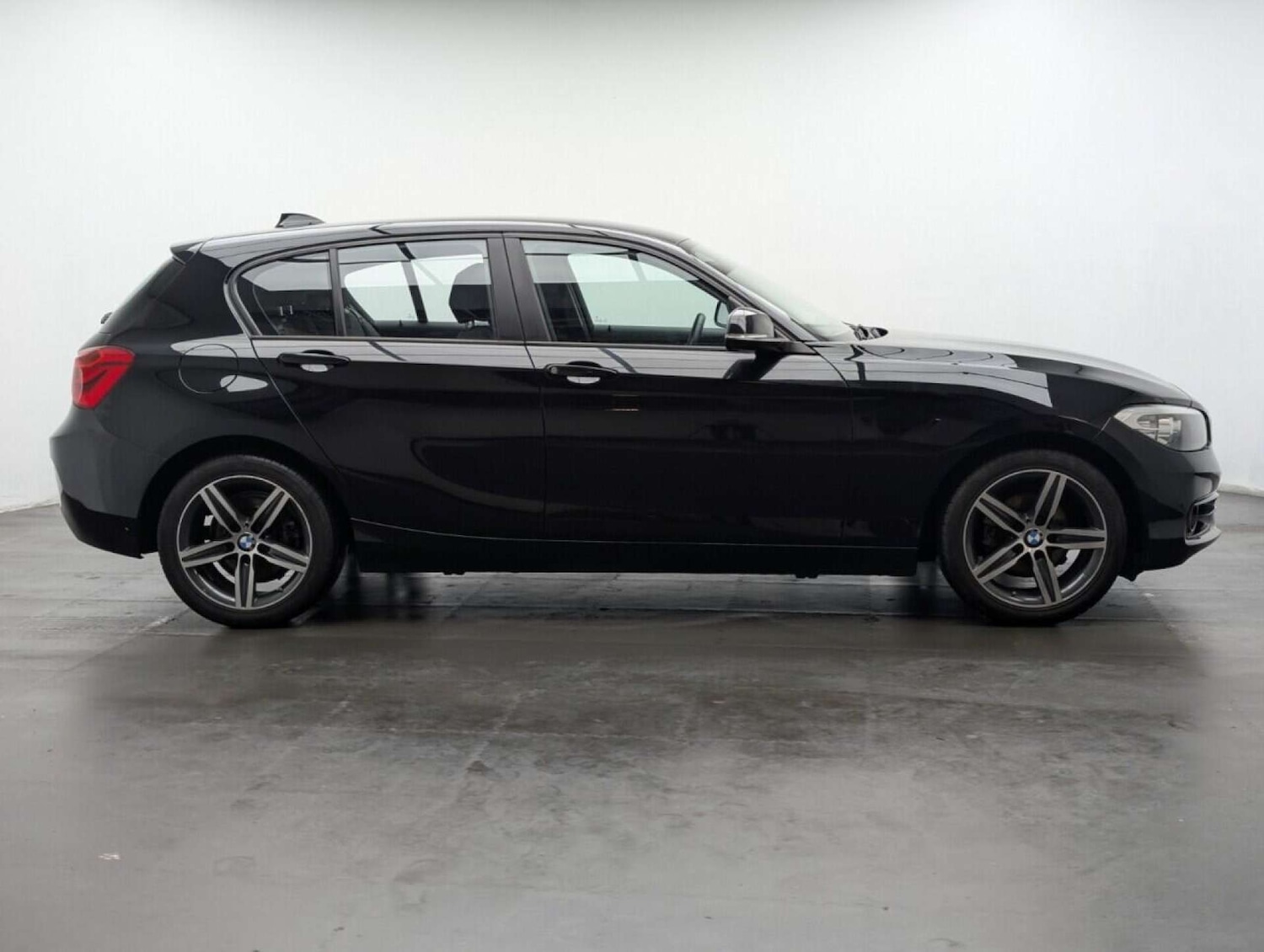 Used BMW 1 Series 2017 for sale - 77713034: Photo 9
