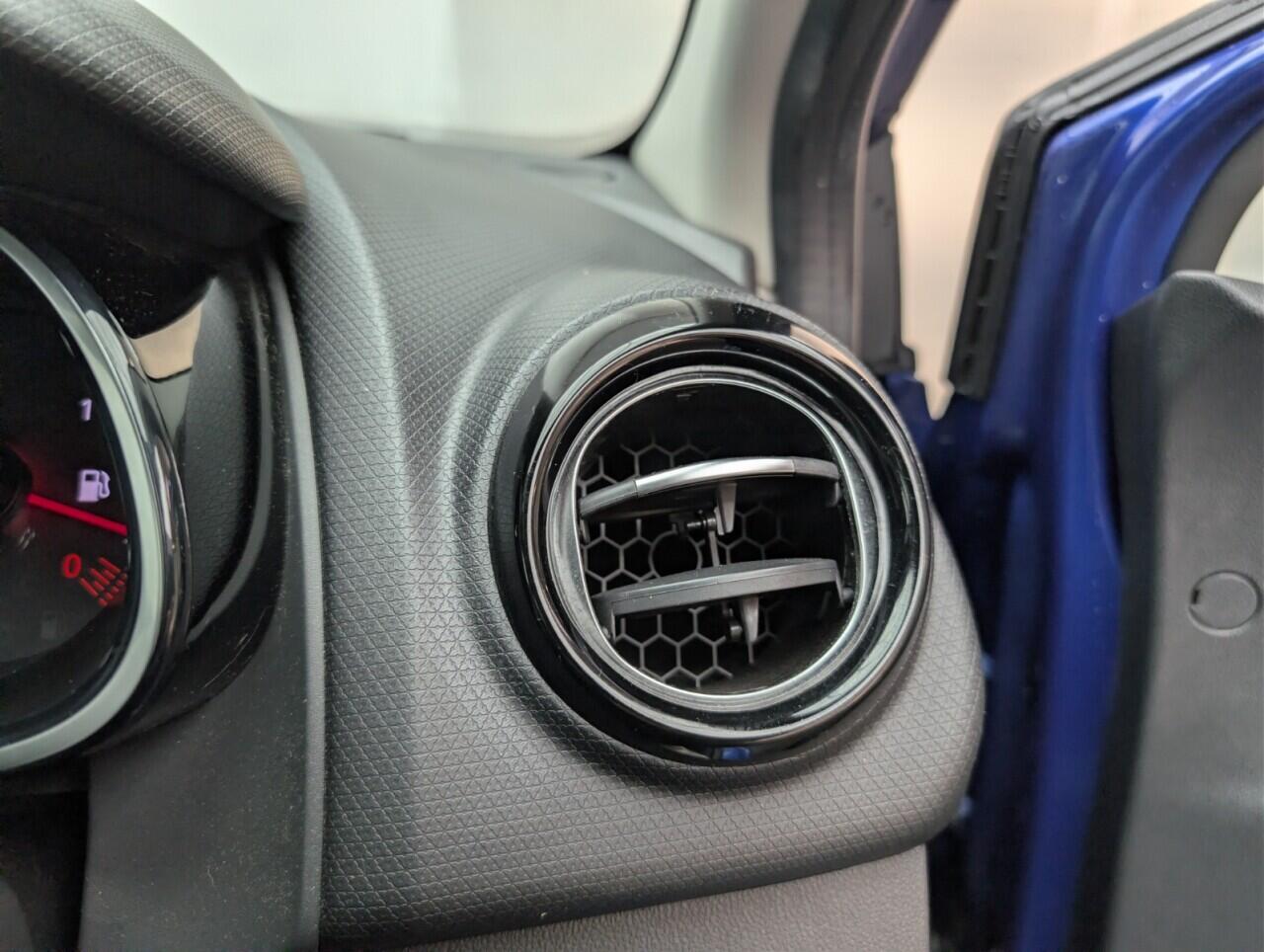 Used Renault Clio 2017 for sale - 76584588: Photo 18