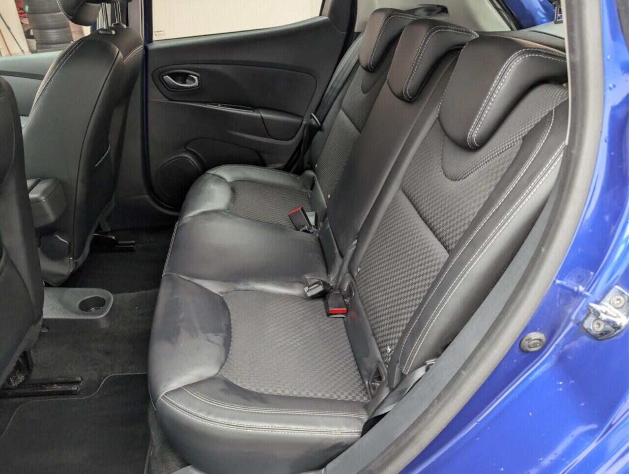 Used Renault Clio 2017 for sale - 76584588: Photo 24