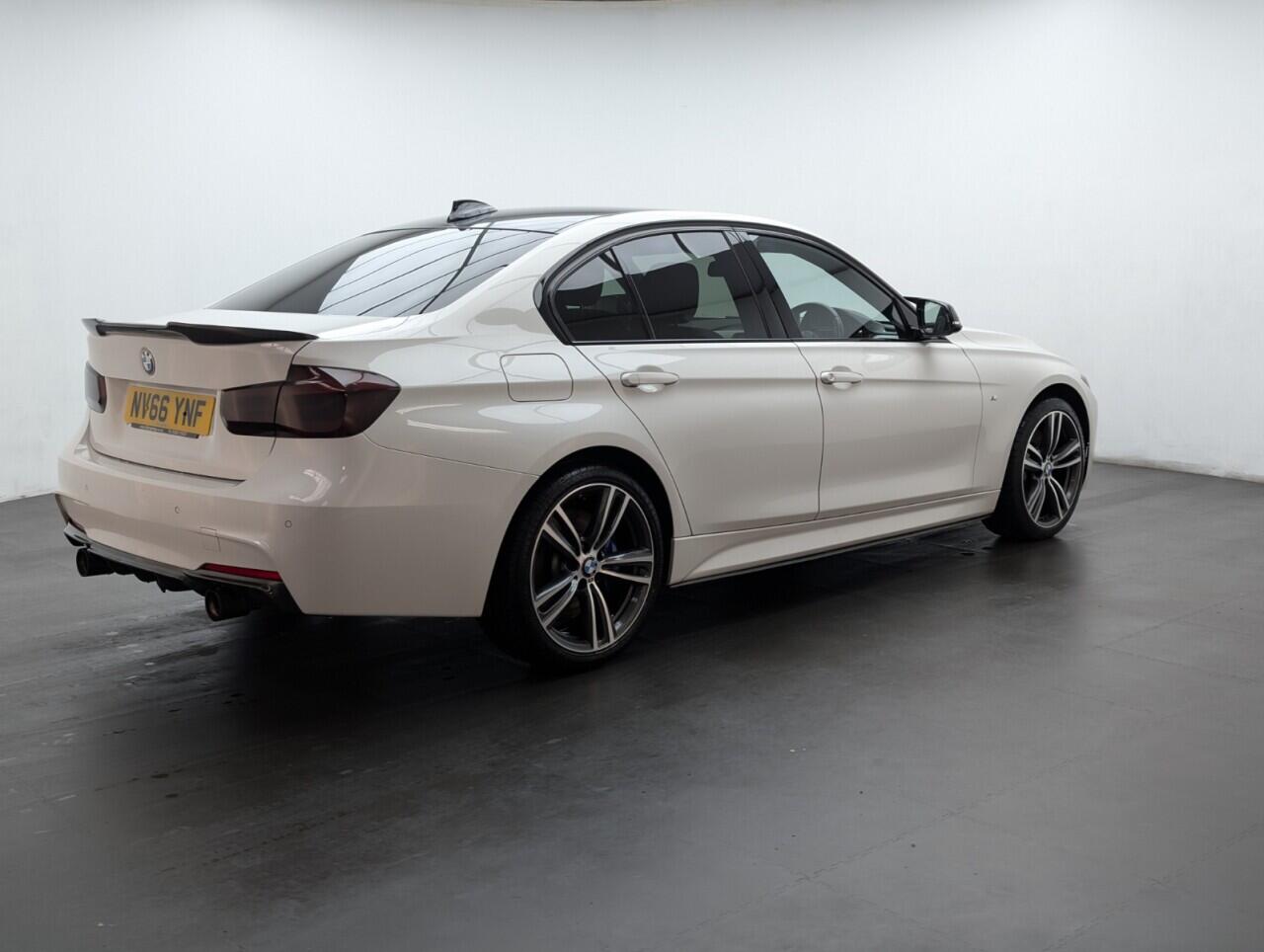 Used BMW 3 Series 2016 for sale - 76425607: Photo 8