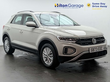 Used Volkswagen T-Roc 2024 for sale - 79404037: Photo