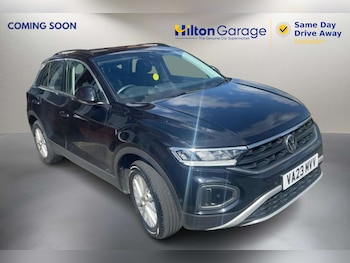 Used Volkswagen T-Roc 2023 for sale - 78426613: Photo