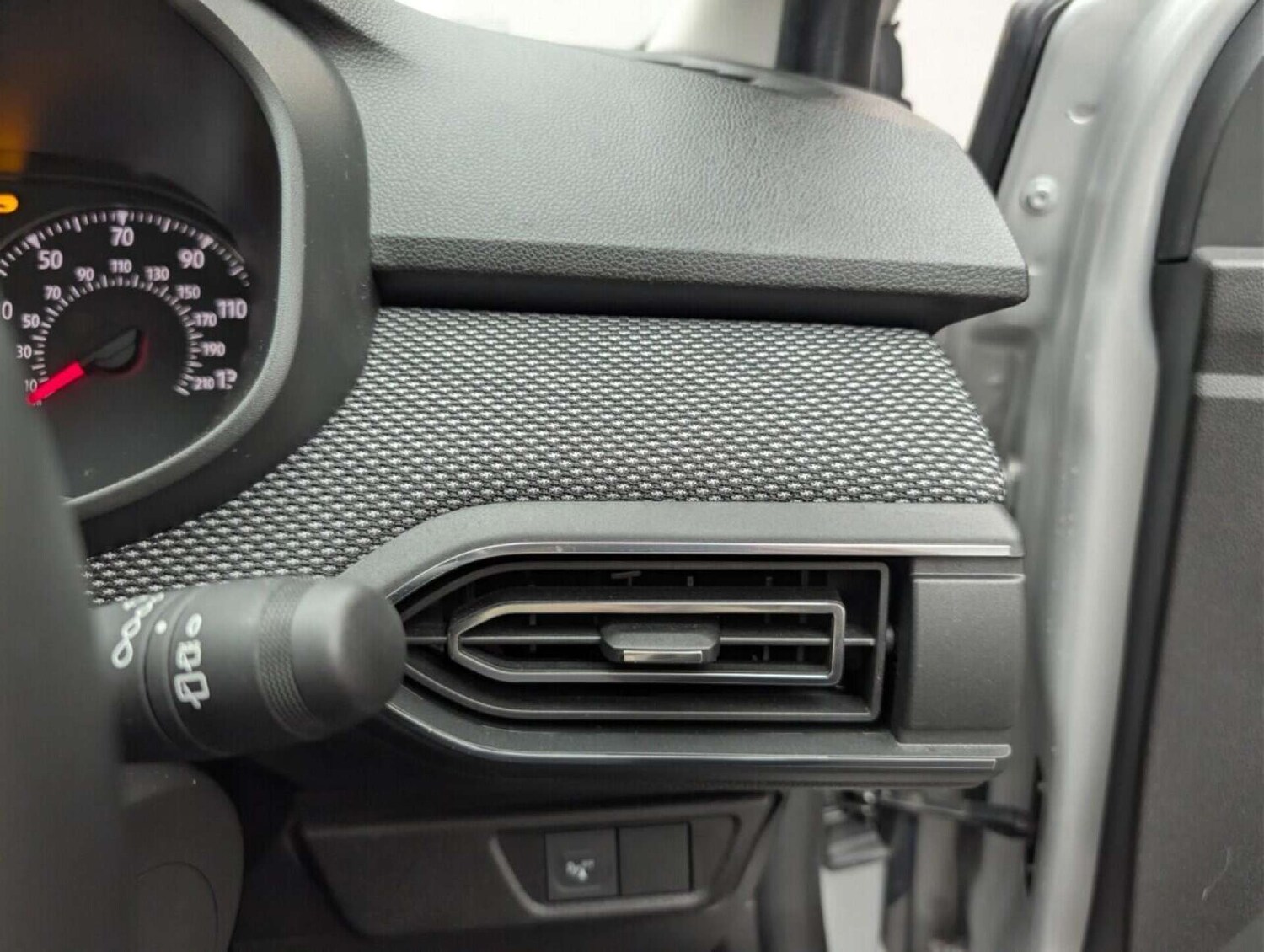 Used Dacia Sandero 2021 for sale - 77712994: Photo 19