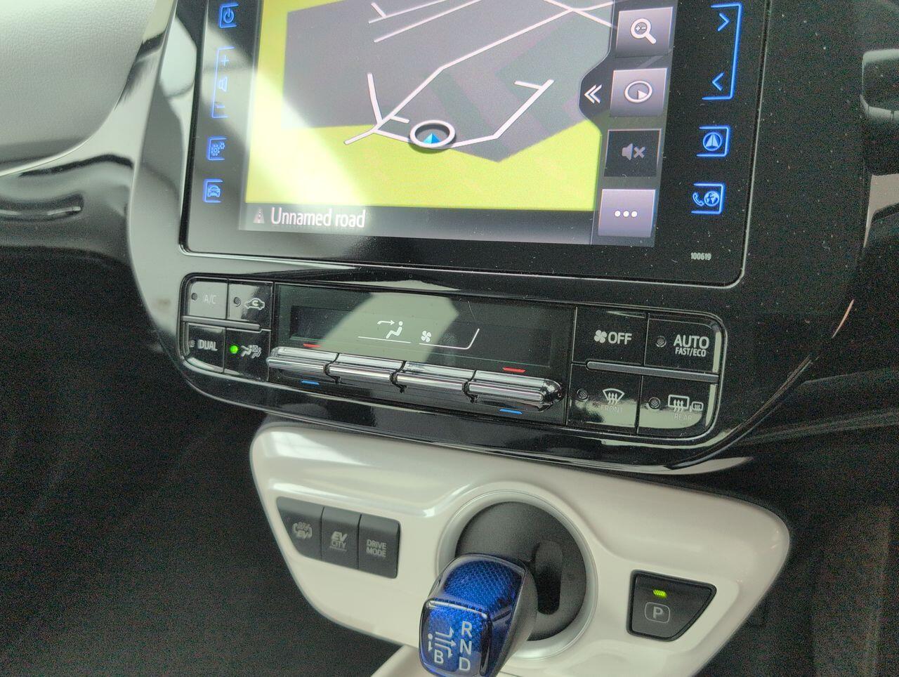 Used Toyota Prius 2018 for sale - 76424984: Photo 11