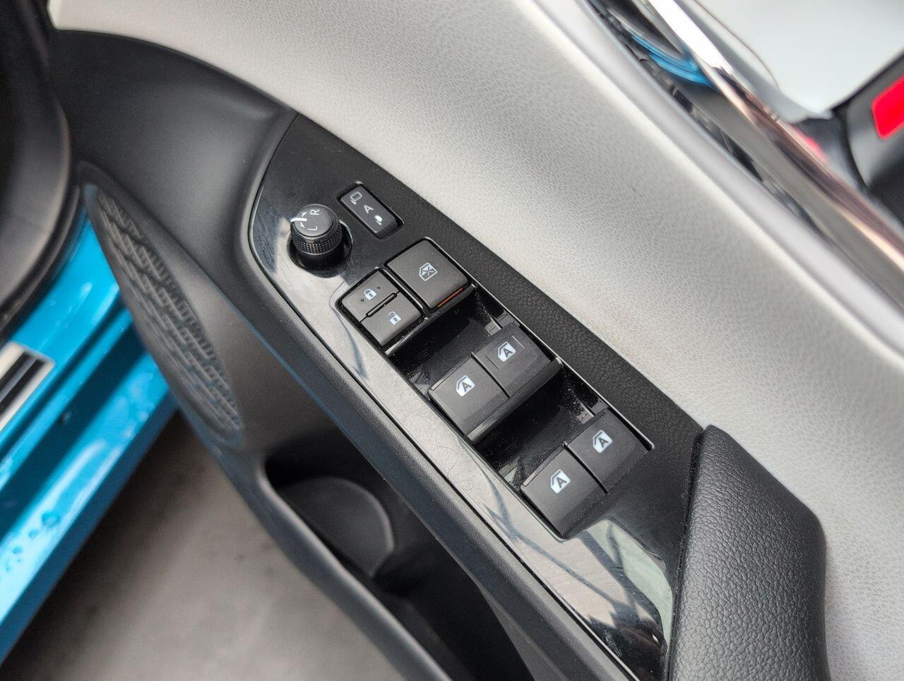 Used Toyota Prius 2018 for sale - 76424984: Photo 61