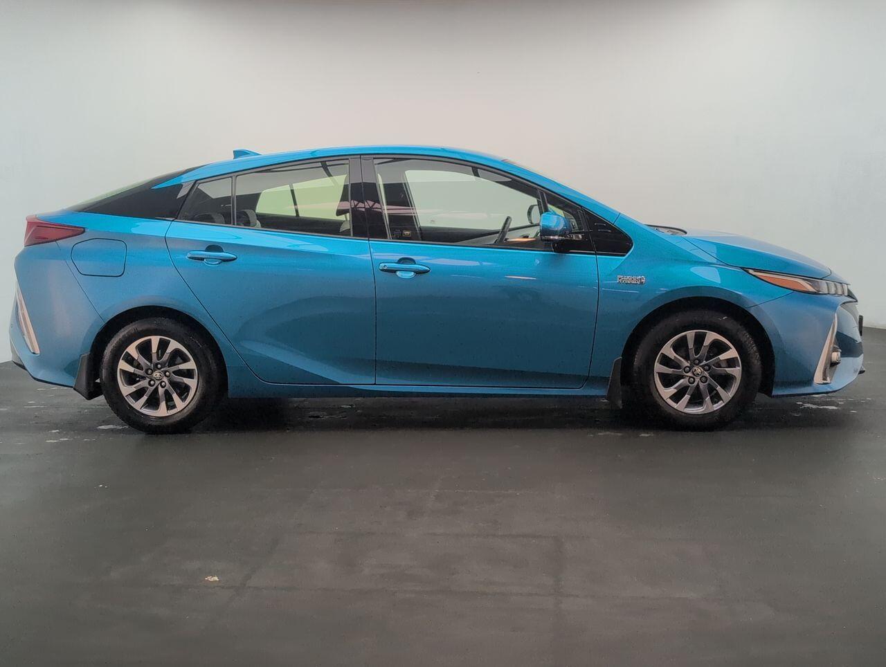 Used Toyota Prius 2018 for sale - 76424984: Photo 9