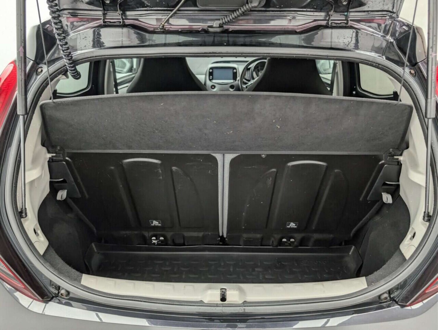 Used Toyota AYGO 2018 for sale - 77714086: Photo 24