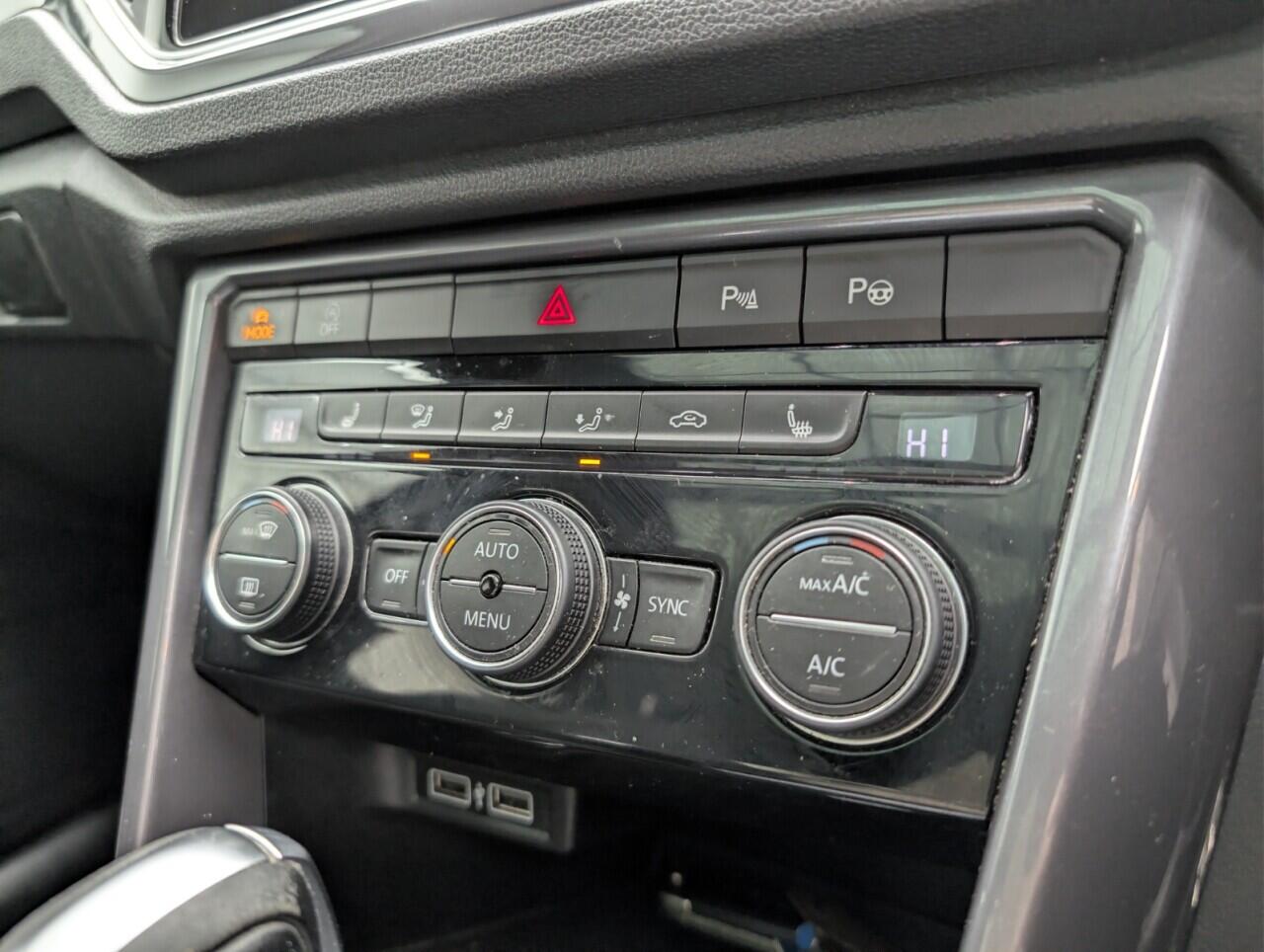 Used Volkswagen T-Roc 2020 for sale - 77109489: Photo 27